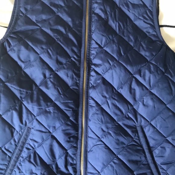 Navy blue quilted vest - Picture 2 of 4